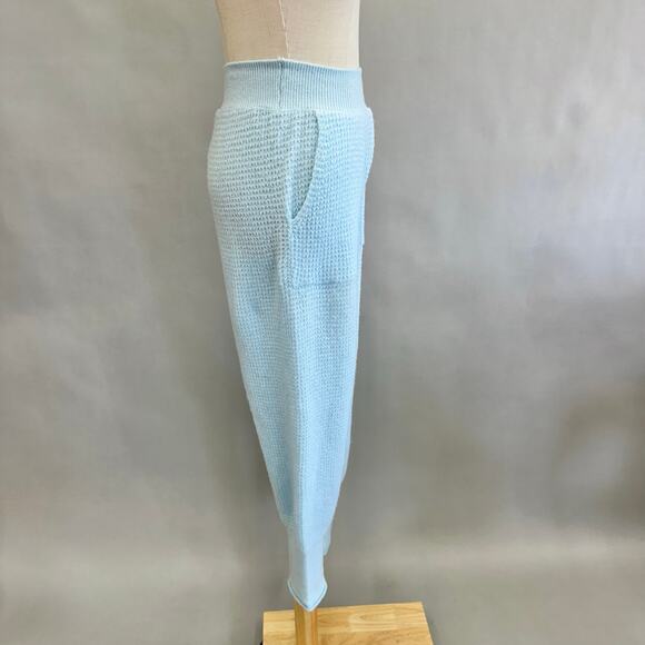 Free People COZY thermal jogger in neon sky-blue Size small new with tags - Picture 13 of 13